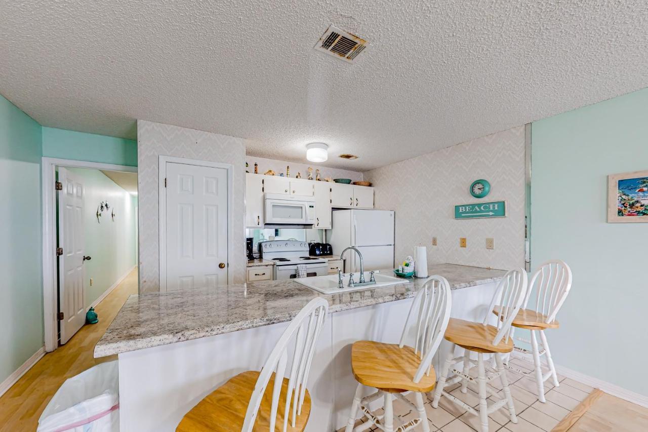 Apartment Front Retreat C & D2